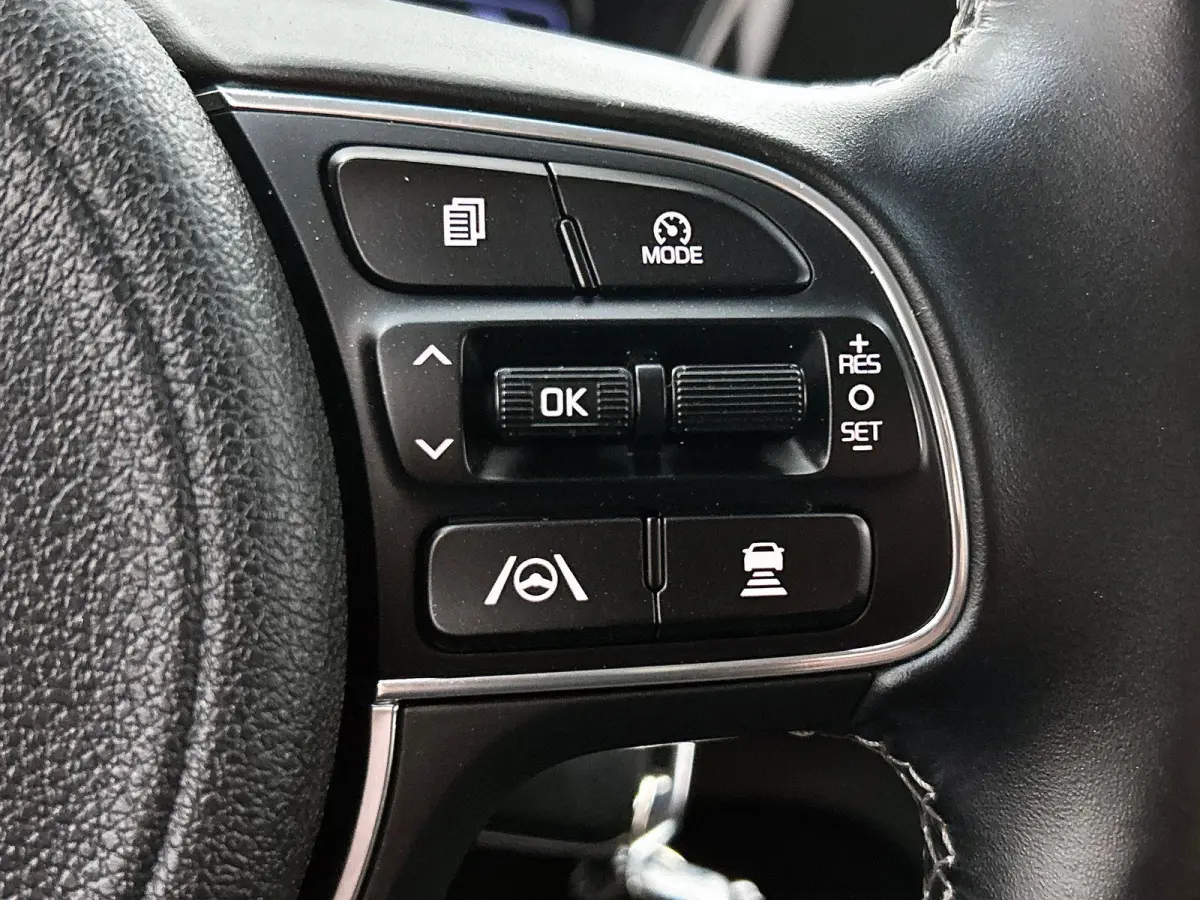 1.6 GDi PHEV DynamicPlusLine CAMERA | NAVI & CARPLAY | JBL | AD-CRUISE