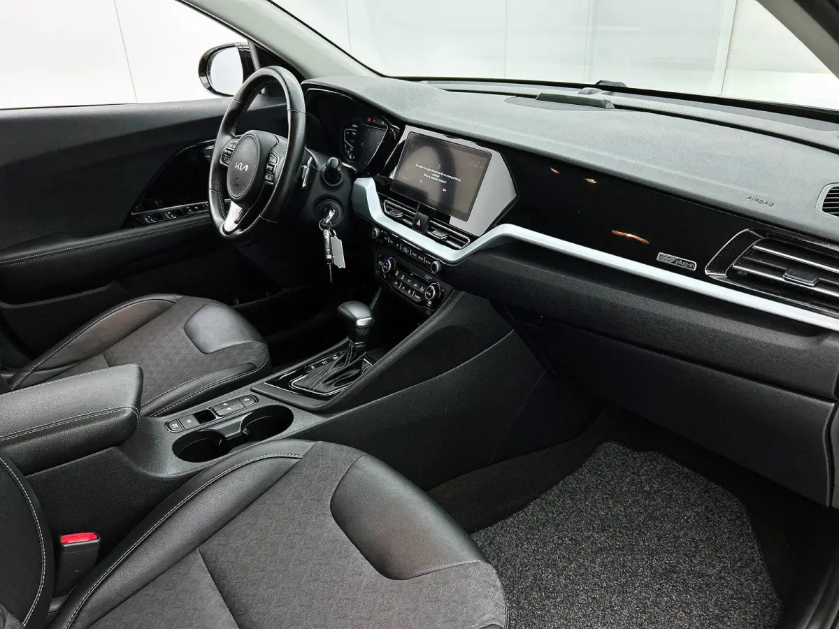 1.6 GDi PHEV DynamicPlusLine CAMERA | NAVI & CARPLAY | JBL | AD-CRUISE