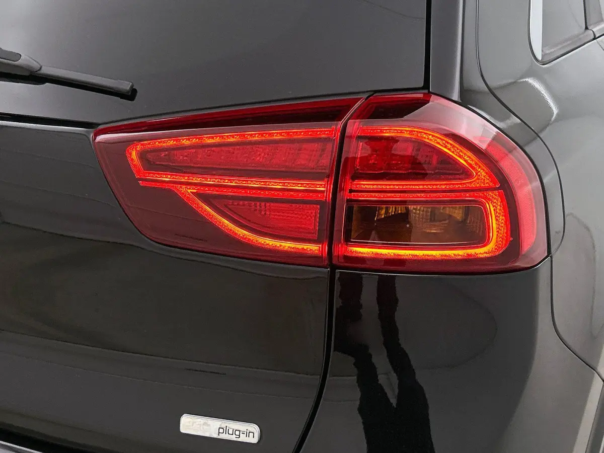 1.6 GDi PHEV DynamicPlusLine CAMERA | NAVI & CARPLAY | JBL | AD-CRUISE