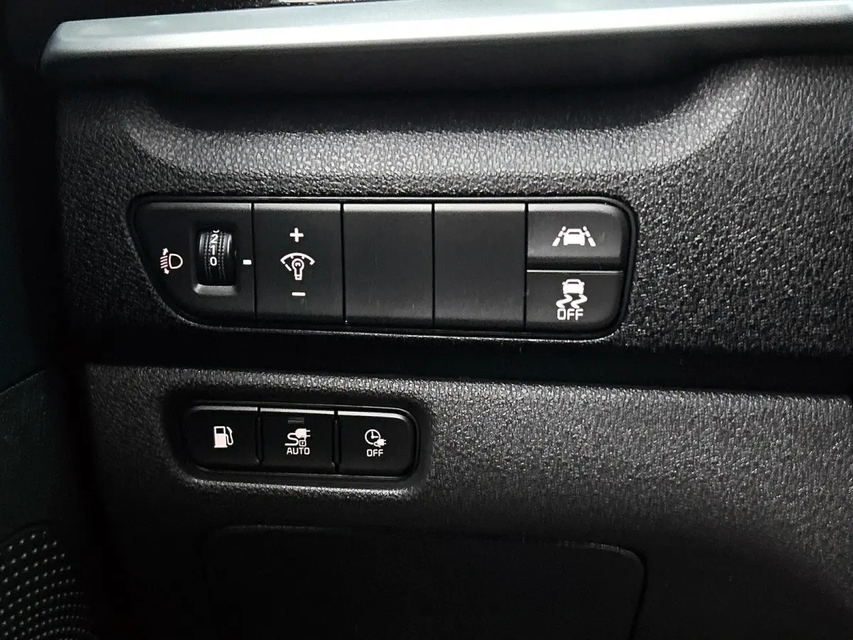 1.6 GDi PHEV DynamicPlusLine CAMERA | NAVI & CARPLAY | JBL | AD-CRUISE