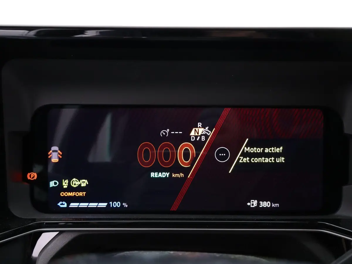 iconic cinq 150 pk comfort range | Pack Safety & Advanced Driving Assist | Harman Kardon |