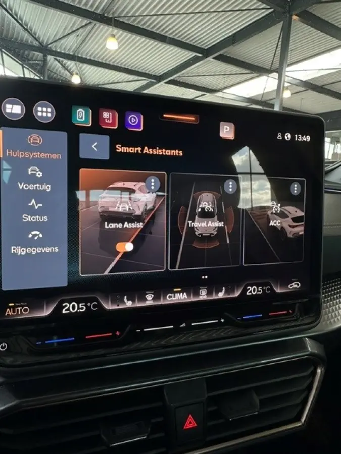1.5 TSI e-Hybrid Business > 126km WLTP/SOH 98.6%/360°camera/Travel Assist/Midnight Black