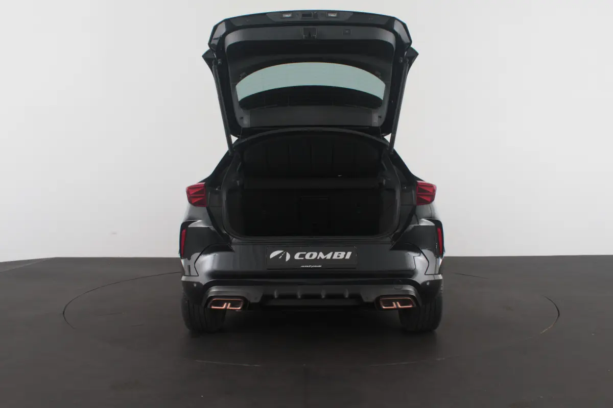 1.5 TSI e-Hybrid Business > 126km WLTP/SOH 98.6%/360°camera/Travel Assist/Midnight Black