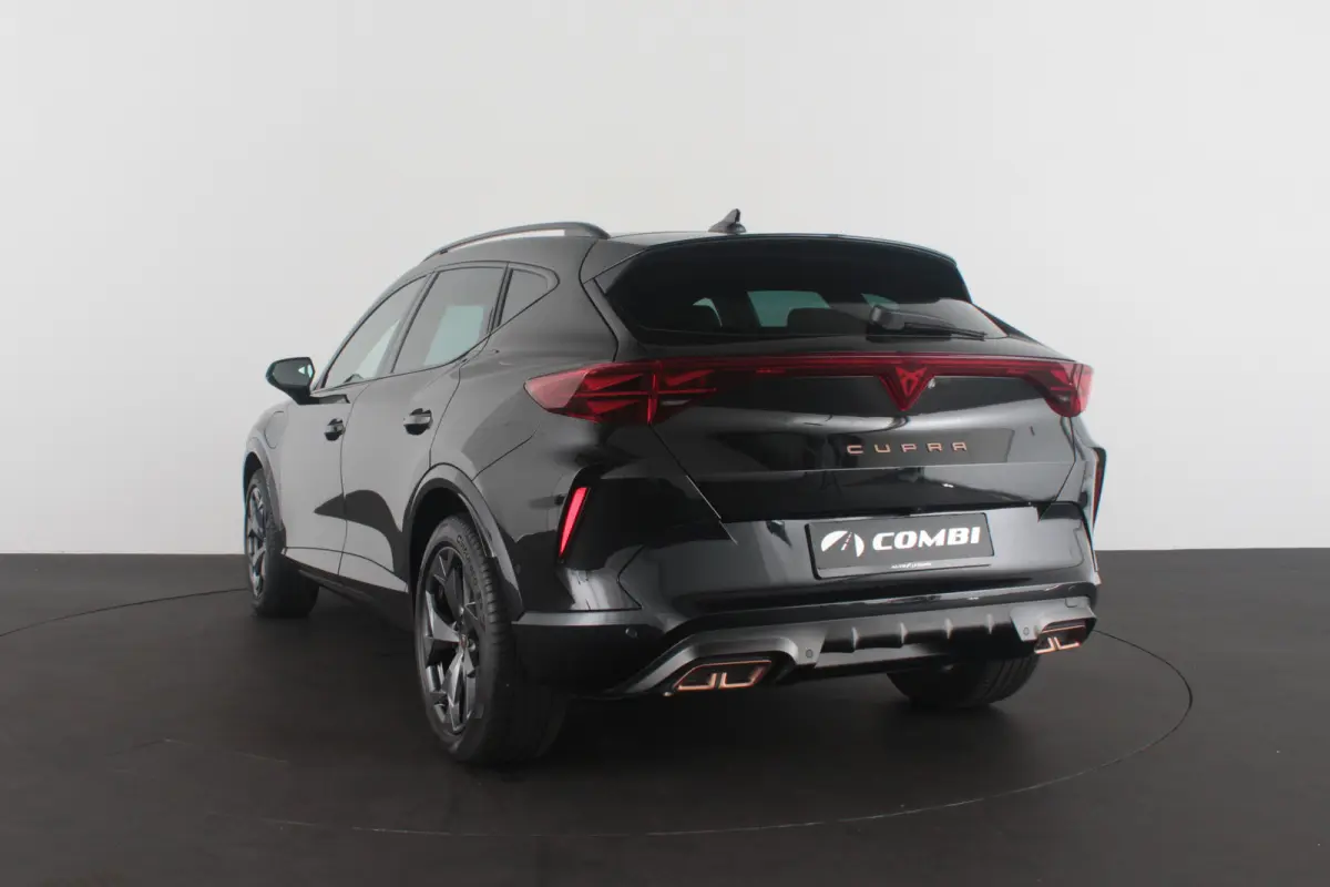 1.5 TSI e-Hybrid Business > 126km WLTP/SOH 98.6%/360°camera/Travel Assist/Midnight Black