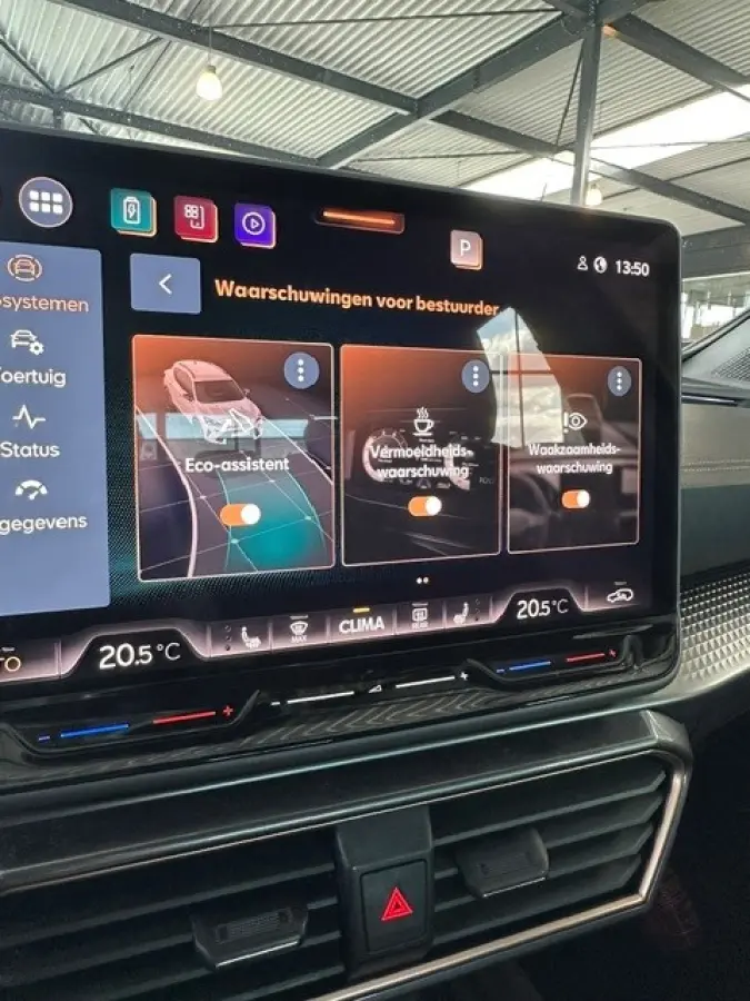 1.5 TSI e-Hybrid Business > 126km WLTP/SOH 98.6%/360°camera/Travel Assist/Midnight Black