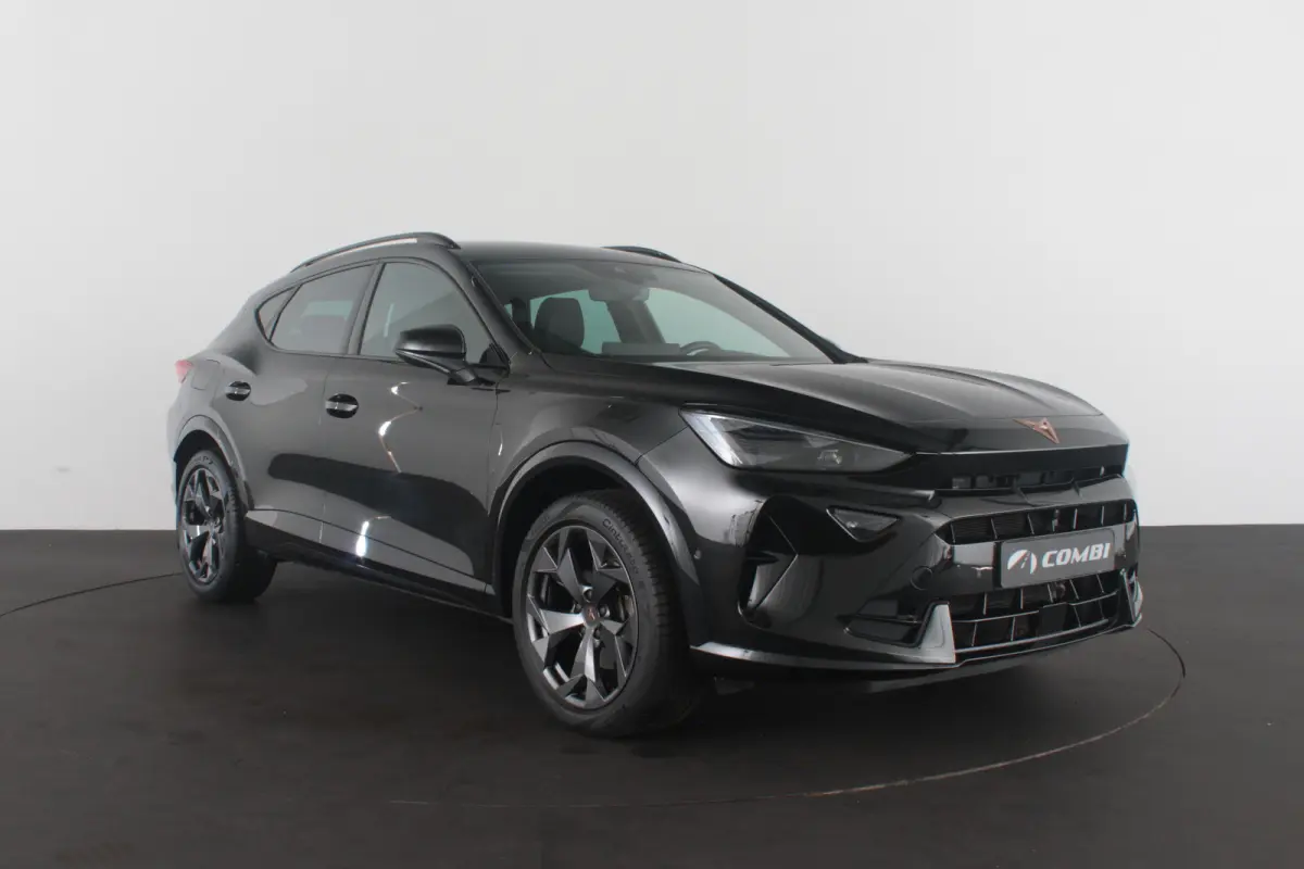 1.5 TSI e-Hybrid Business > 126km WLTP/SOH 98.6%/360°camera/Travel Assist/Midnight Black