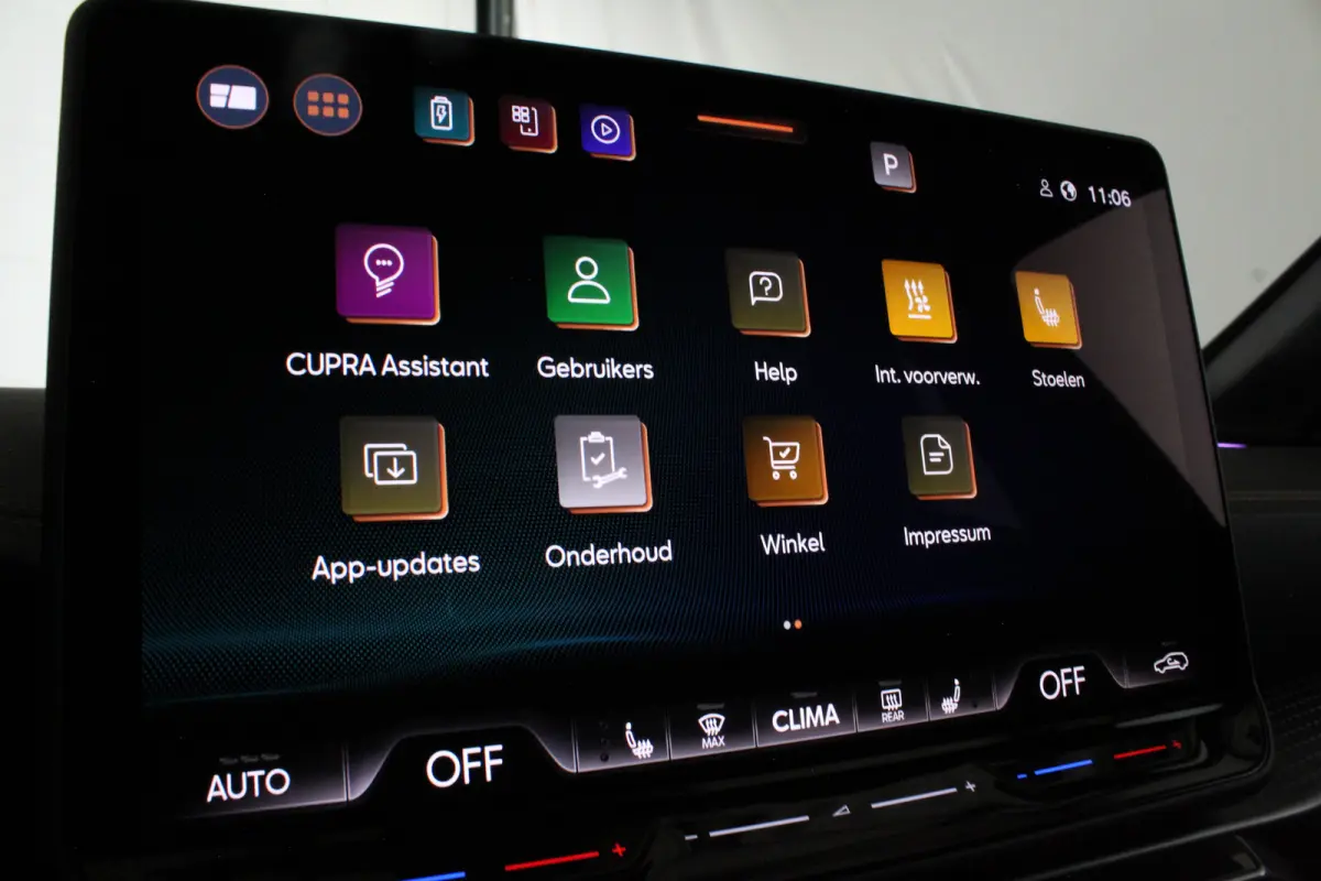1.5 TSI e-Hybrid Business > 126km WLTP/SOH 98.6%/360°camera/Travel Assist/Midnight Black