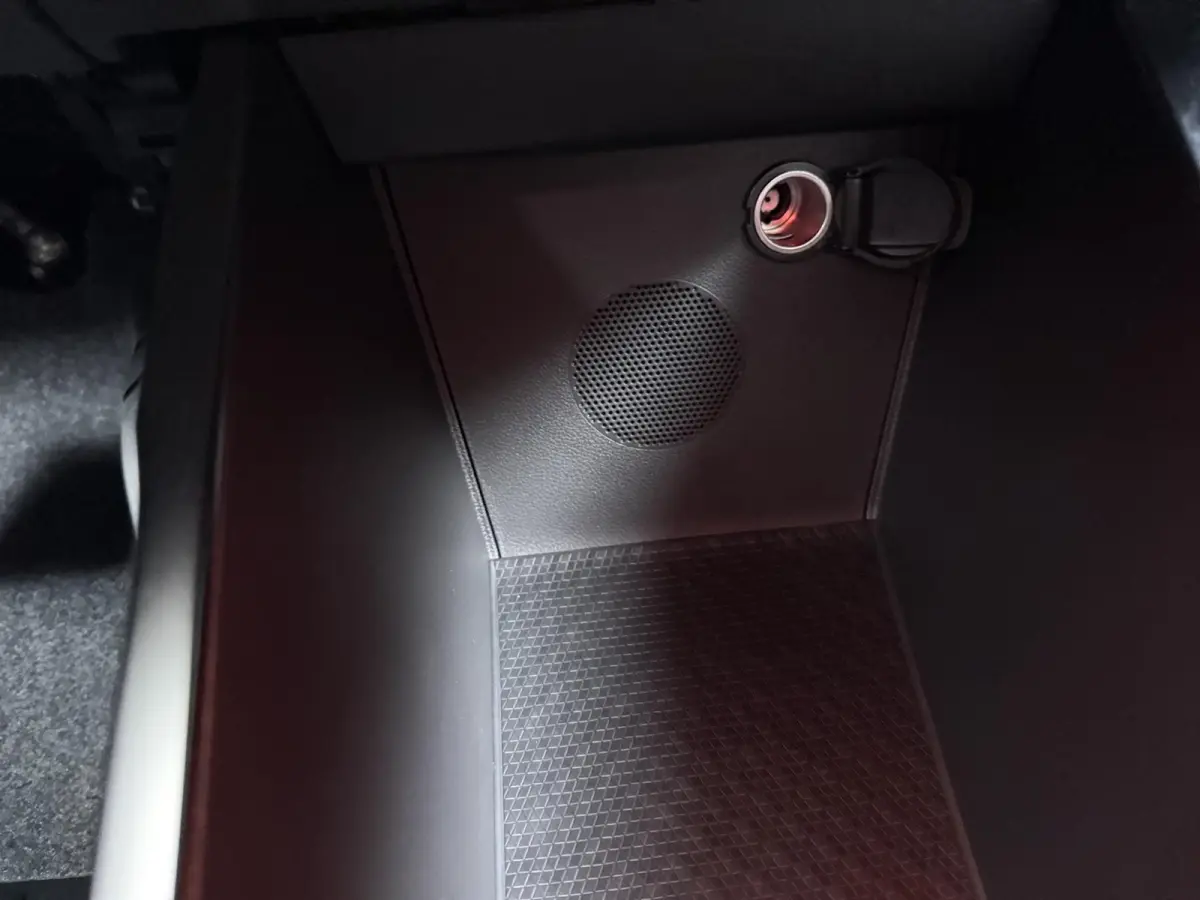 EV87 long range techno | Pack advanced driving assist & augmented vision |