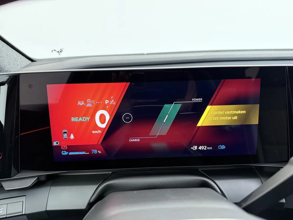 EV87 long range techno | Pack advanced driving assist & augmented vision |