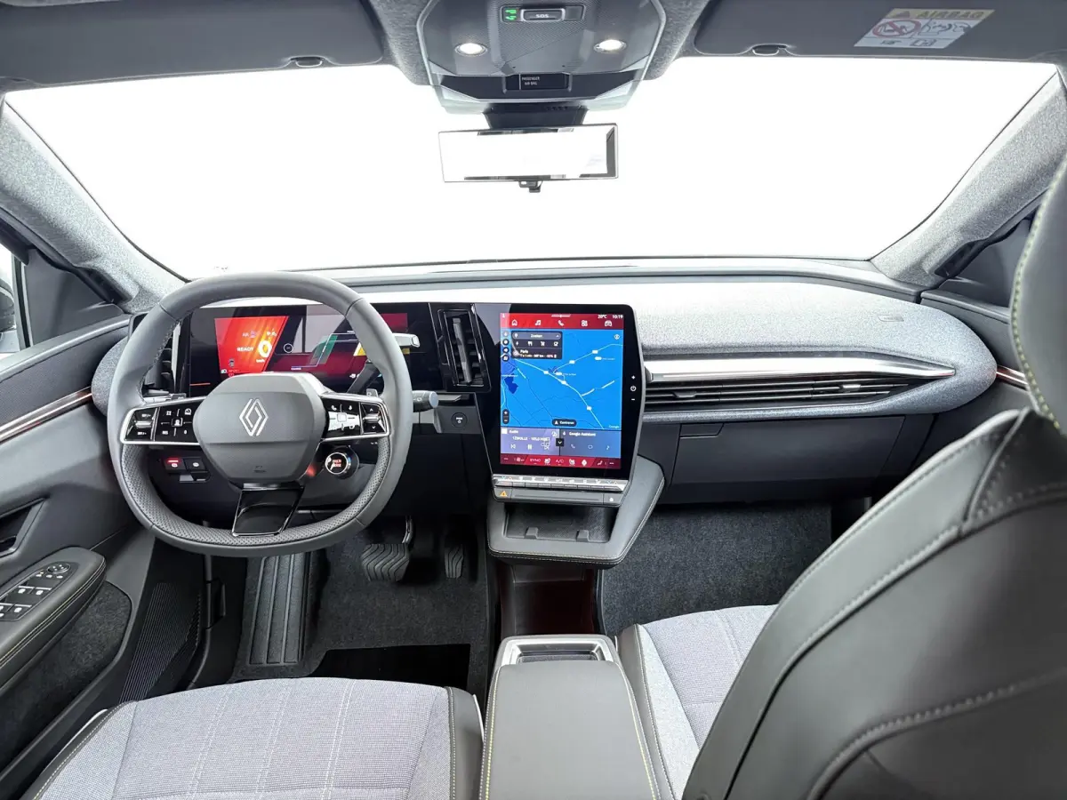 EV87 long range techno | Pack advanced driving assist & augmented vision |