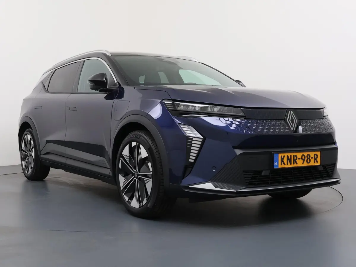 EV87 long range techno | Pack advanced driving assist & augmented vision |