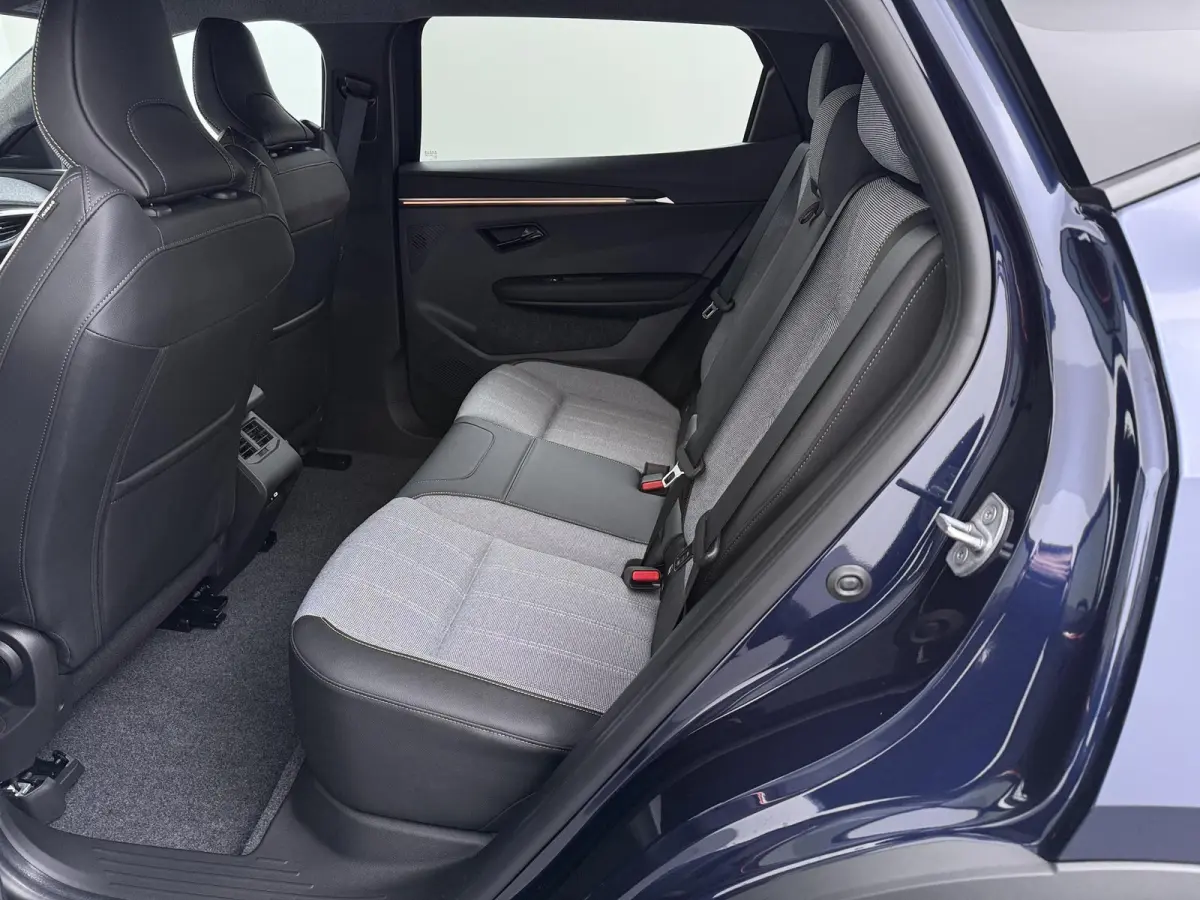 EV87 long range techno | Pack advanced driving assist & augmented vision |