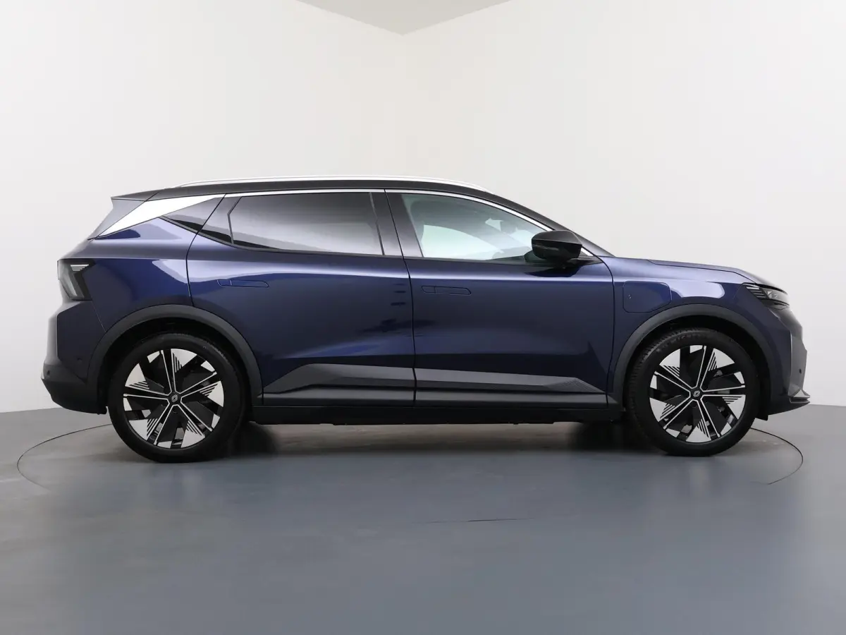 EV87 long range techno | Pack advanced driving assist & augmented vision |