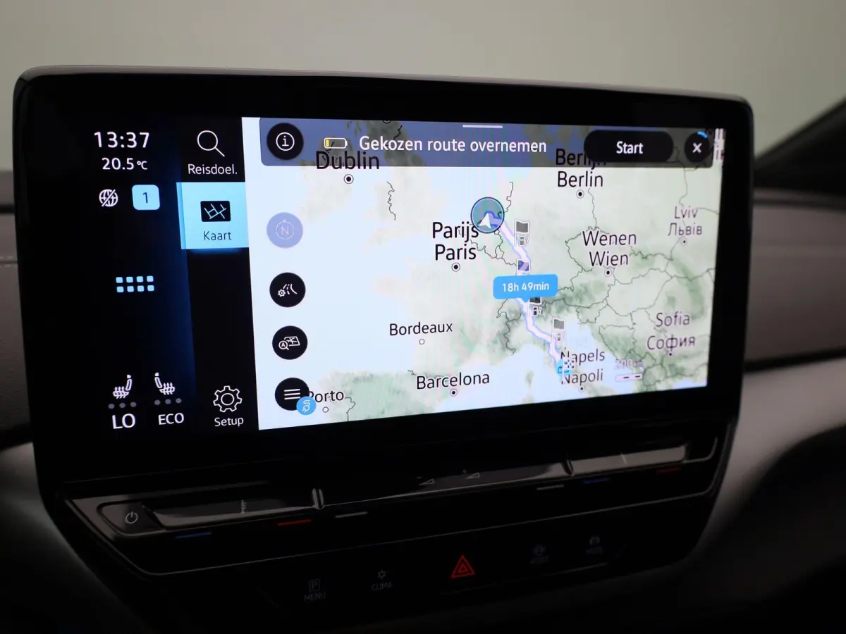 ID.5 Pro Advantage 77 kWh 204 PK| Navigatie | Stoelverwarming | Stuurwielverwarming | Parkeersensoren | 19 Inch Velgen