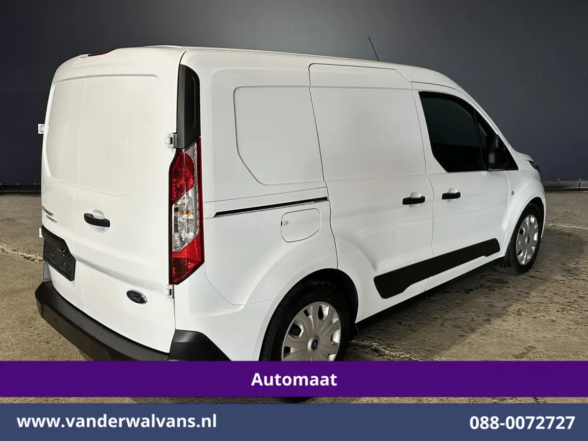 1.5 EcoBlue 120pk Automaat L1H1 Euro6 Airco | Navigatie | Camera | Cruisecontrol | Apple Carplay Parkeersensoren, Verwarmde voorruit, 1500kg trekvermogen