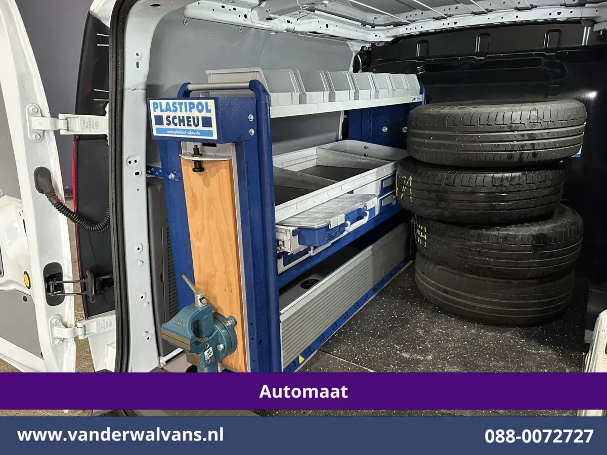 1.5 EcoBlue 120pk Automaat L1H1 Euro6 Airco | Navigatie | Camera | Cruisecontrol | Apple Carplay Parkeersensoren, Verwarmde voorruit, 1500kg trekvermogen