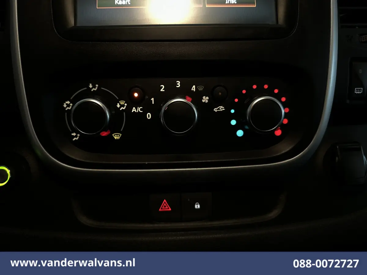 2.0 dCi 120pk L2H1 Euro6 Airco | Imperiaal | Navigatie | LED | Cruisecontrol Trekhaak, Parkeersensoren