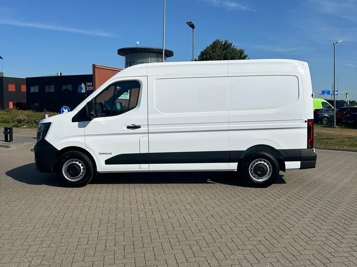 GB L2H2 T35 E-Tech 140 pk long range advance | Navigatie | Trekhaak | Achteruitrijcamera |
