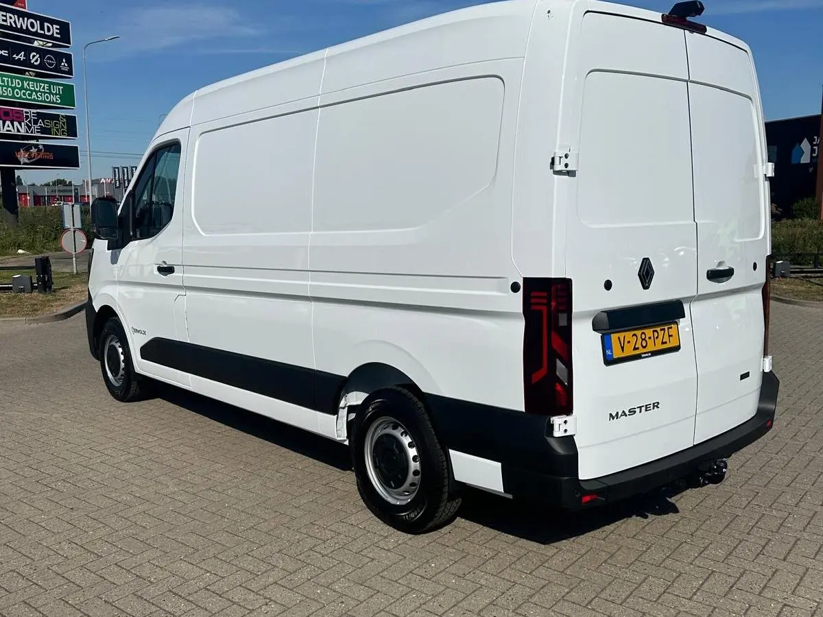 GB L2H2 T35 E-Tech 140 pk long range advance | Navigatie | Trekhaak | Achteruitrijcamera |