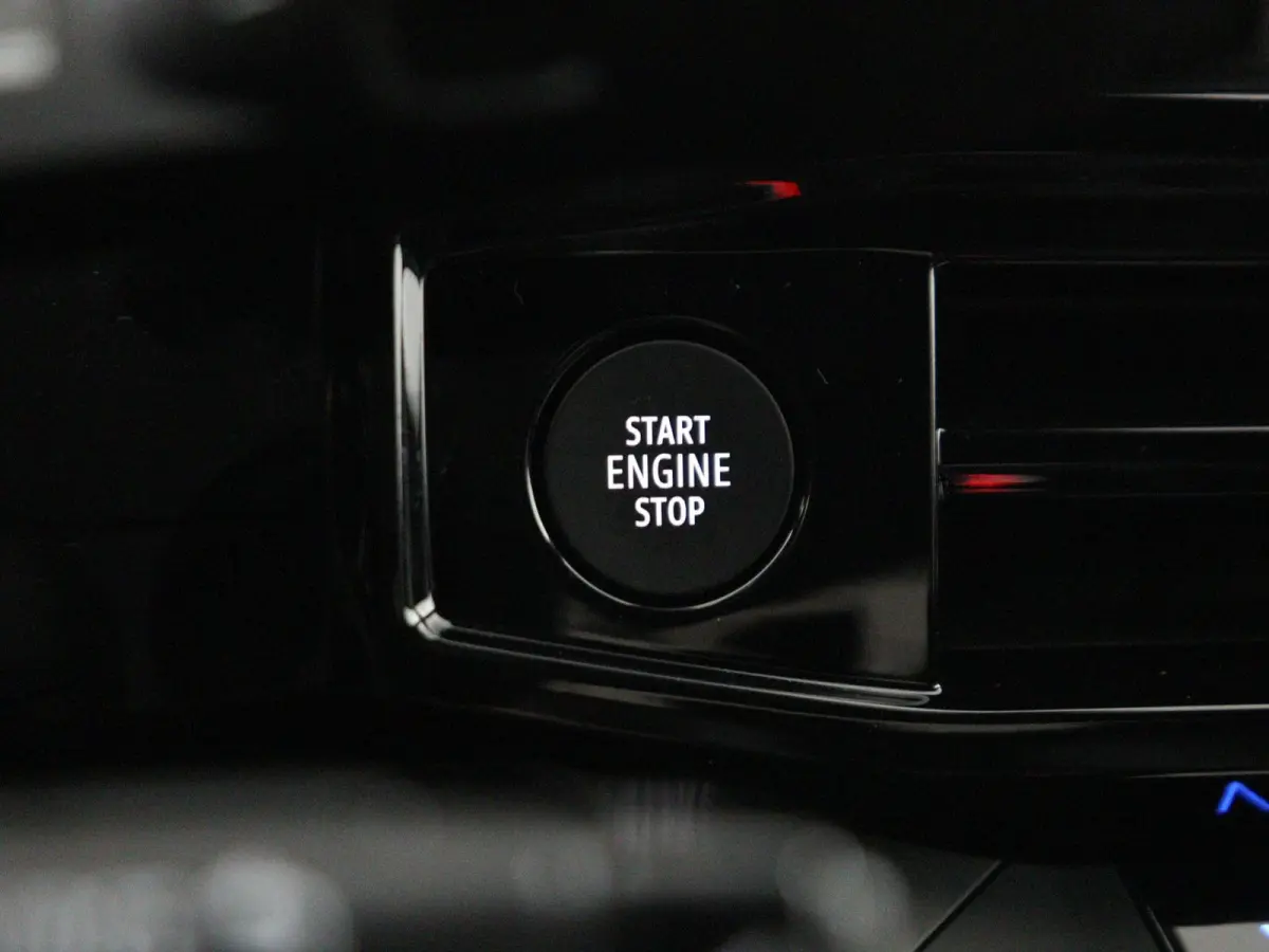 techno full hybrid E-Tech 160 pk | Adaptive Cruise | Parkeercamera | Stoelverwarming | 360 graden camera |