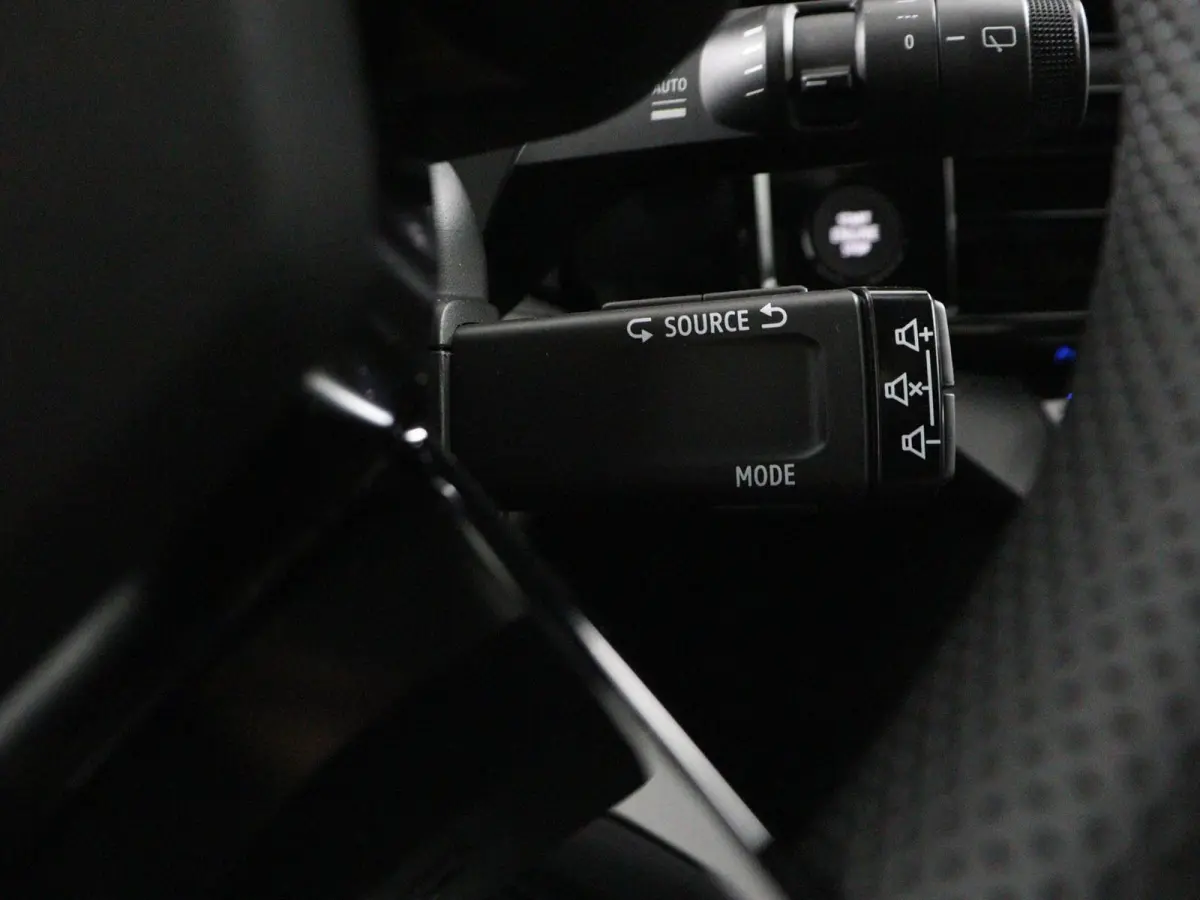 techno full hybrid E-Tech 160 pk | Adaptive Cruise | Parkeercamera | Stoelverwarming | 360 graden camera |