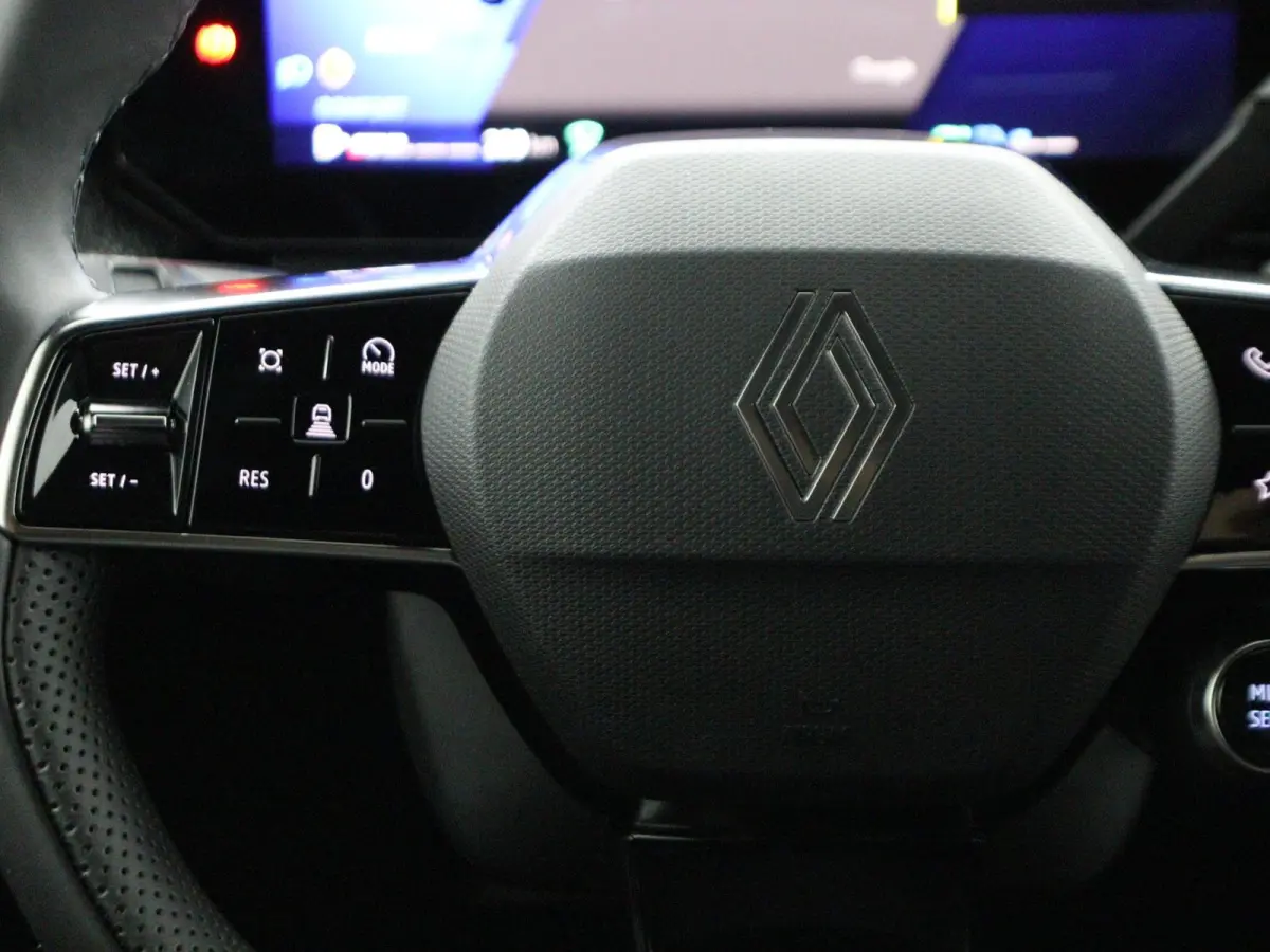 techno full hybrid E-Tech 160 pk | Adaptive Cruise | Parkeercamera | Stoelverwarming | 360 graden camera |