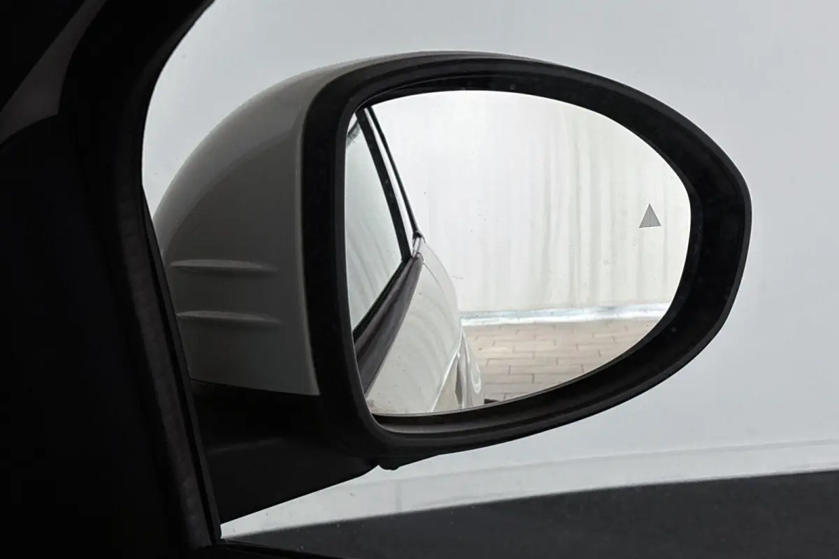 3+1 Icon 42 kWh SOH 97% Achteruitrijcamera Apple CarPlay Stoelverwarming