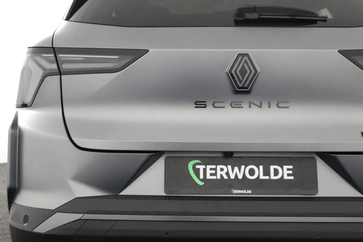 esprit Alpine 220 pk long range | pack advanced driving assist & augmented vision | pack light & sound |