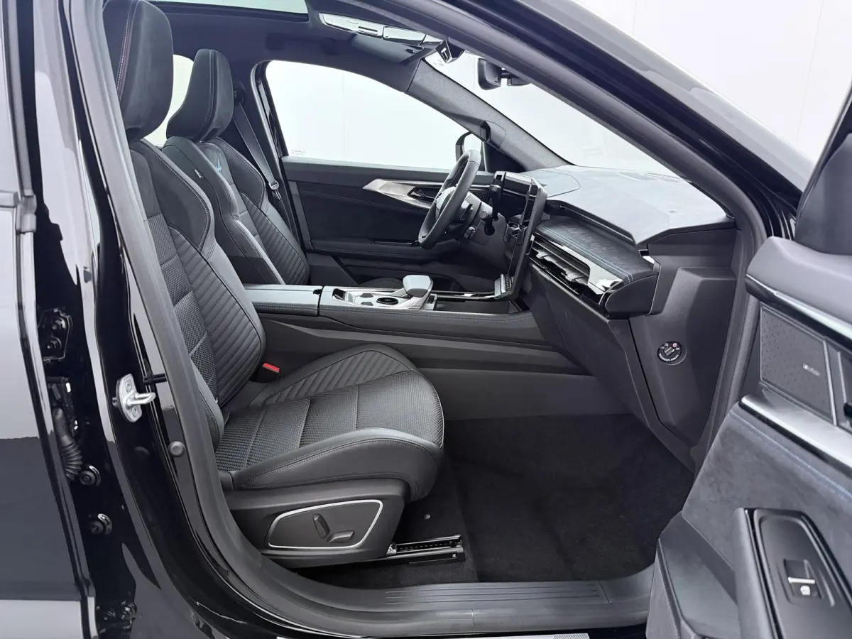 esprit Alpine full hybrid E-Tech 200 | pack light & sound | pack privilège |