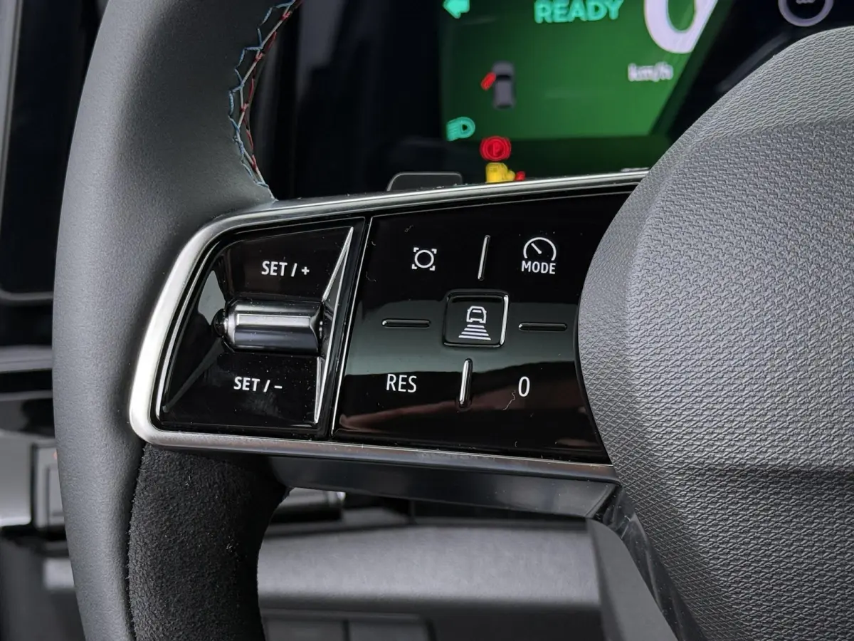 esprit Alpine full hybrid E-Tech 200 | pack light & sound | pack privilège |