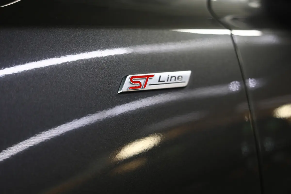 1.0 EcoBoost ST line AUTOM NAVI B&O ACC CAMERA PDC LED STOELVW '17