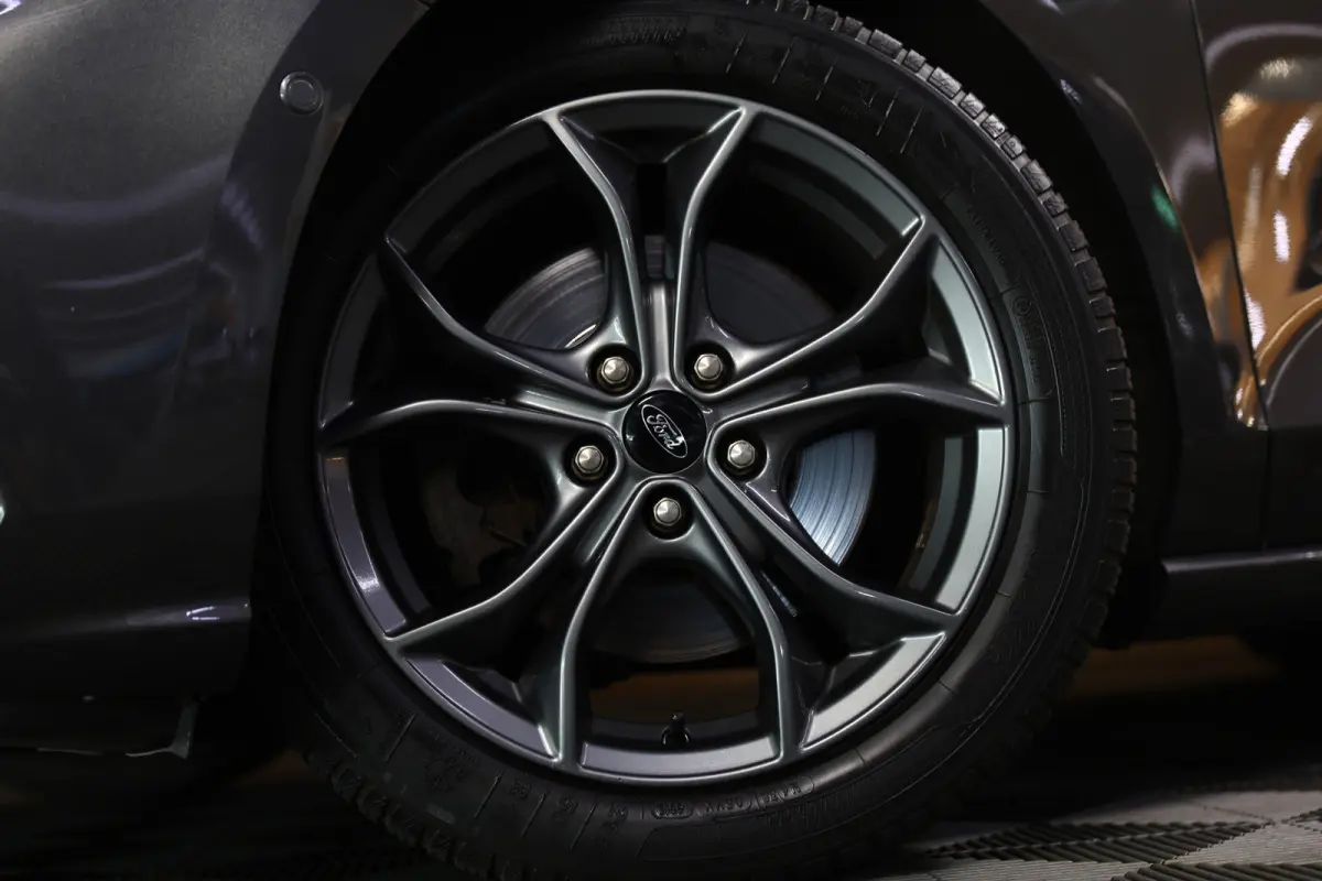 1.0 EcoBoost ST line AUTOM NAVI B&O ACC CAMERA PDC LED STOELVW '17