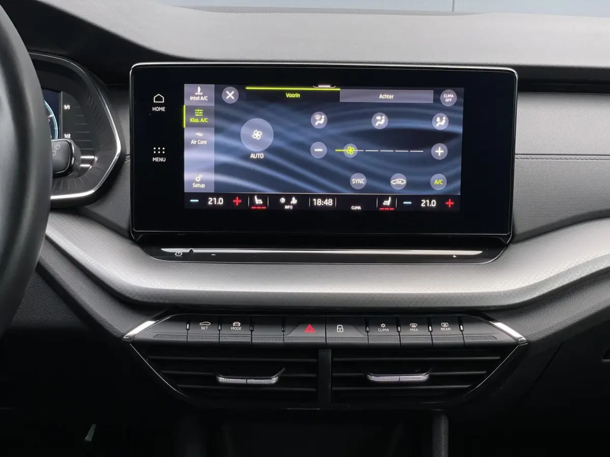1.4 TSI iV PHEV Business Carplay LED Stoel- Stuurwielverwarming PDC DAB