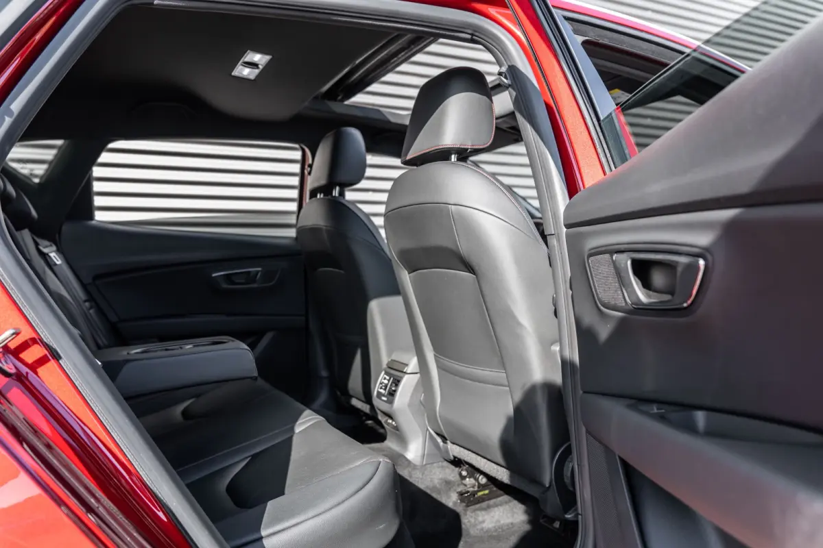 2.0 TSI FR Business Intense BLACK LINE*VIRTUAL*PANO*ACC*DCC*KEYLESS*LANE*BEATS*VOLL