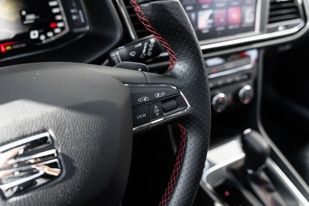 2.0 TSI FR Business Intense BLACK LINE*VIRTUAL*PANO*ACC*DCC*KEYLESS*LANE*BEATS*VOLL