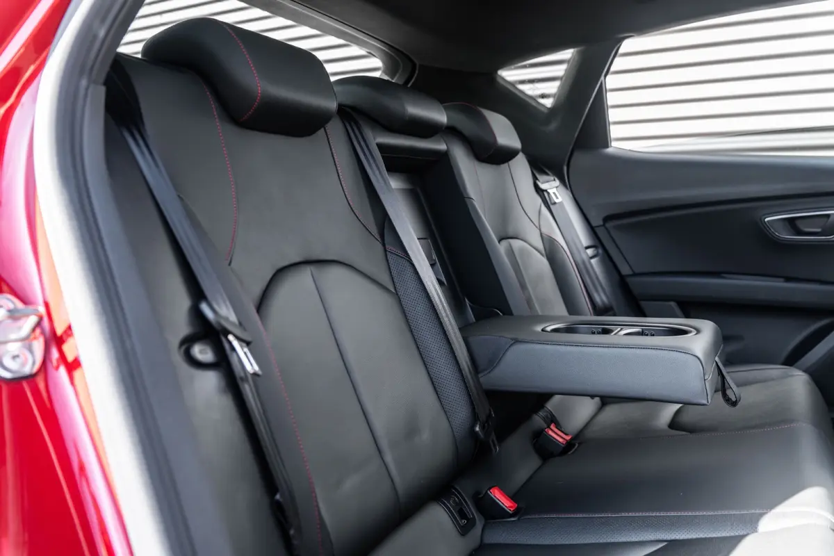 2.0 TSI FR Business Intense BLACK LINE*VIRTUAL*PANO*ACC*DCC*KEYLESS*LANE*BEATS*VOLL