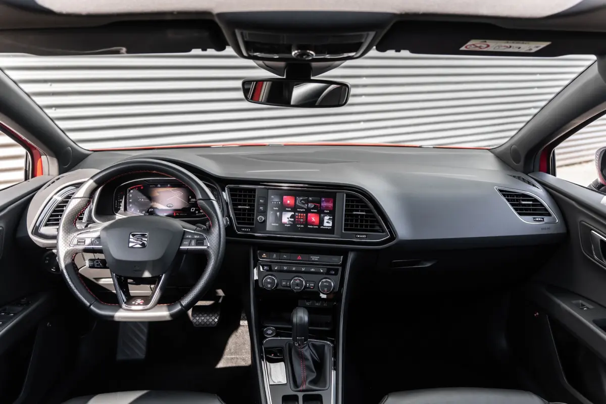2.0 TSI FR Business Intense BLACK LINE*VIRTUAL*PANO*ACC*DCC*KEYLESS*LANE*BEATS*VOLL