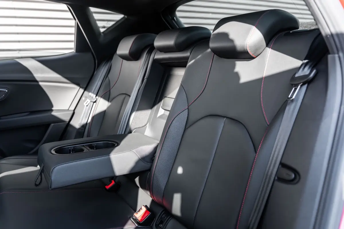 2.0 TSI FR Business Intense BLACK LINE*VIRTUAL*PANO*ACC*DCC*KEYLESS*LANE*BEATS*VOLL