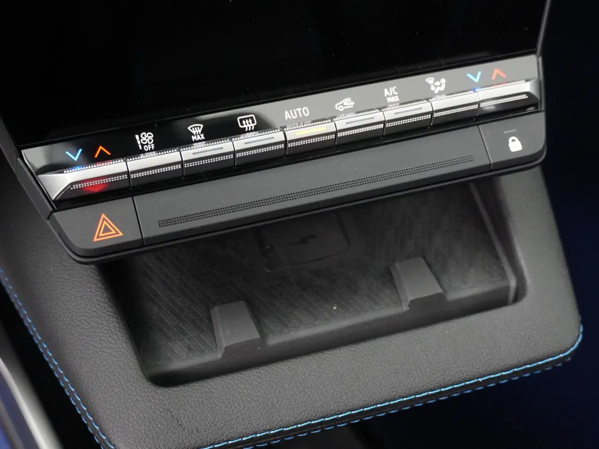 esprit Alpine 220 pk long range | pack advanced driving assist & augmented vision | pack light & sound |