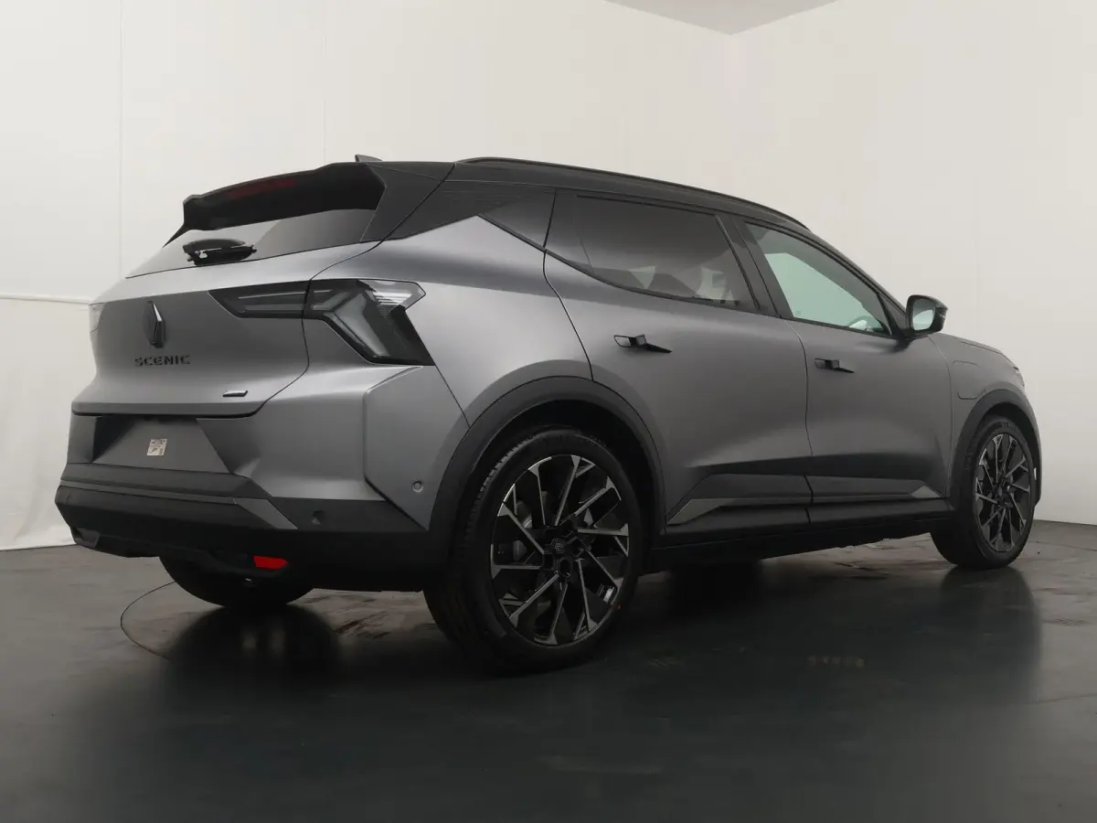esprit Alpine 220 pk long range | pack advanced driving assist & augmented vision | pack light & sound |