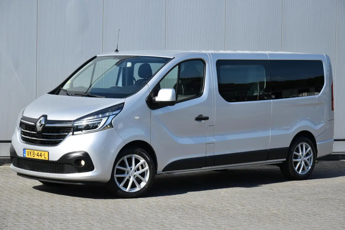 bestel 2.0 dCi 145 Pk L2H1 Aut DC Clima Navi PDC Led