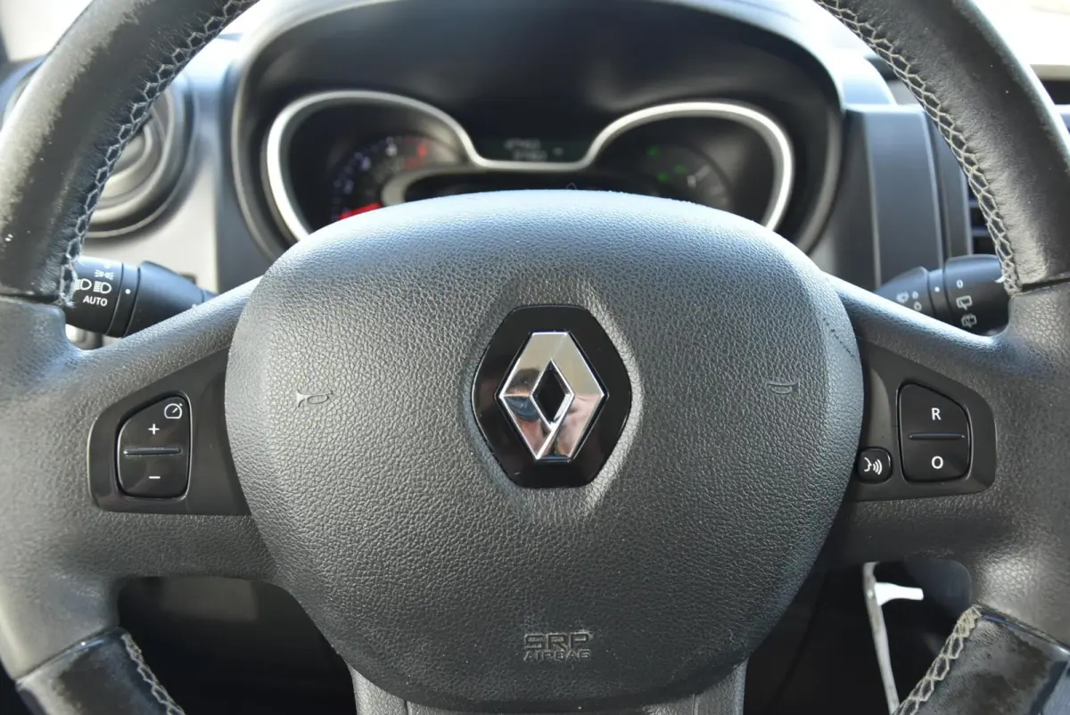 bestel 2.0 dCi 145 Pk L2H1 Aut DC Clima Navi PDC Led