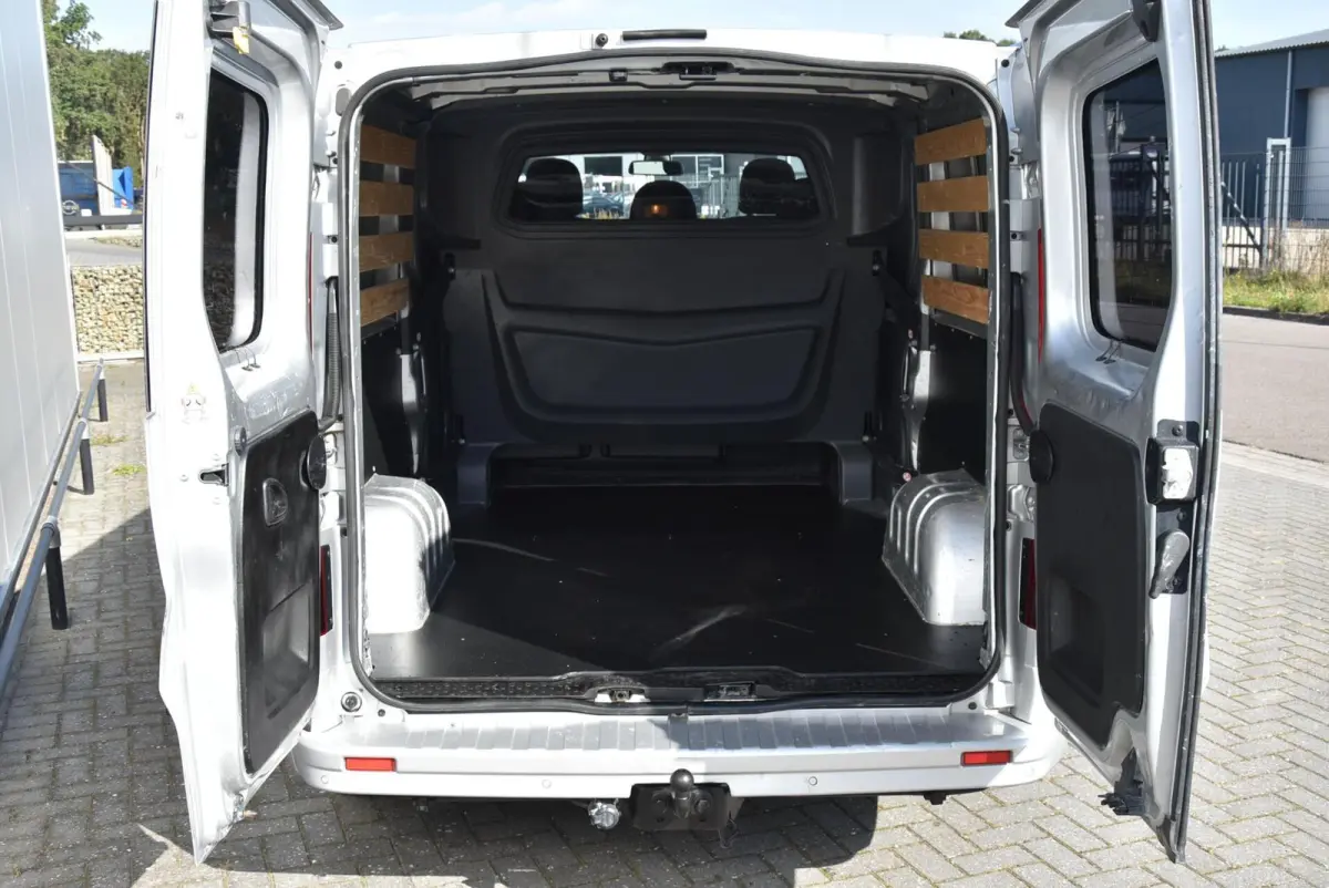 bestel 2.0 dCi 145 Pk L2H1 Aut DC Clima Navi PDC Led