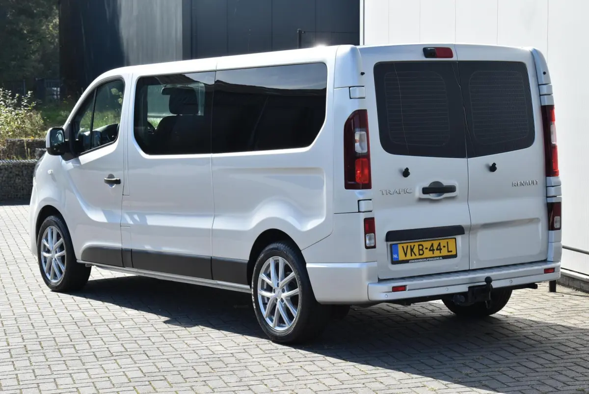bestel 2.0 dCi 145 Pk L2H1 Aut DC Clima Navi PDC Led