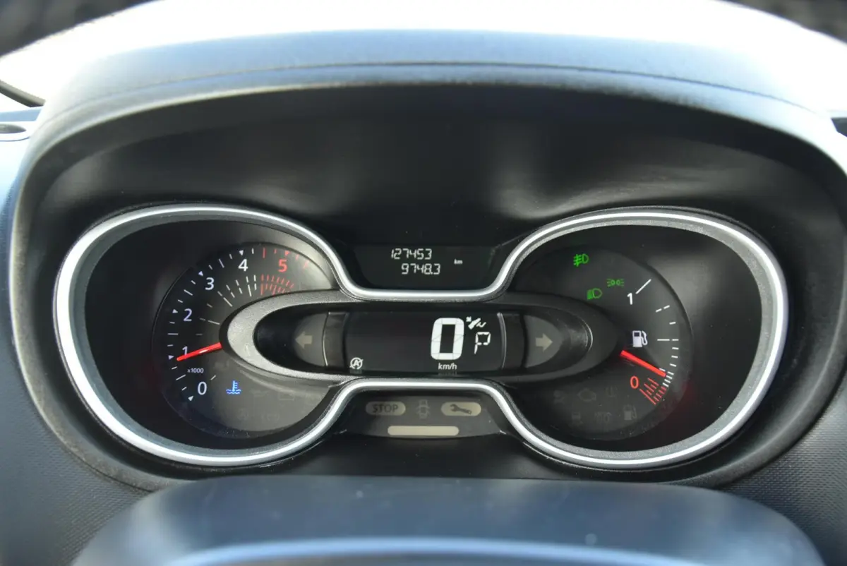 bestel 2.0 dCi 145 Pk L2H1 Aut DC Clima Navi PDC Led
