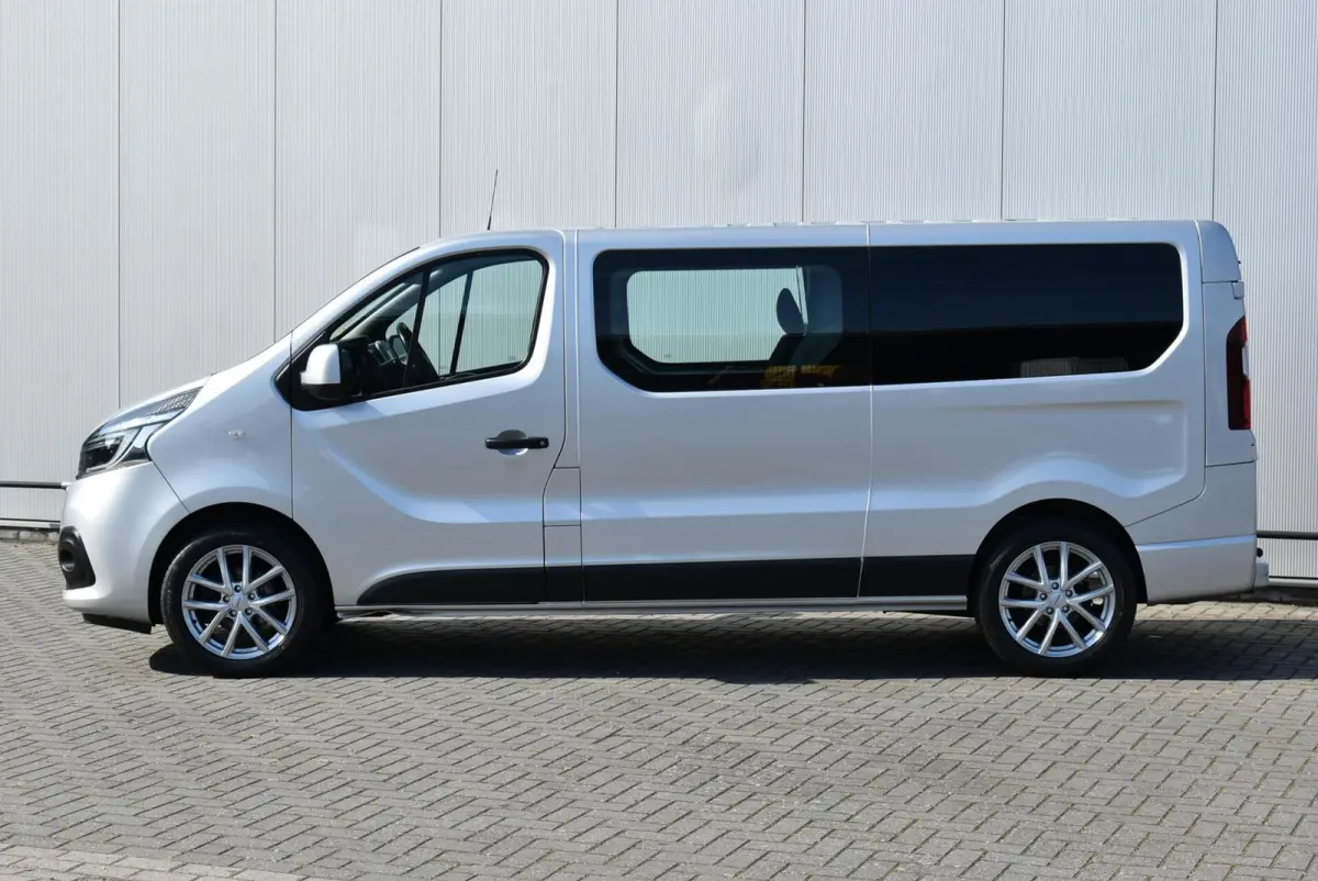 bestel 2.0 dCi 145 Pk L2H1 Aut DC Clima Navi PDC Led