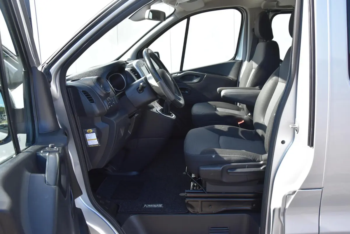 bestel 2.0 dCi 145 Pk L2H1 Aut DC Clima Navi PDC Led