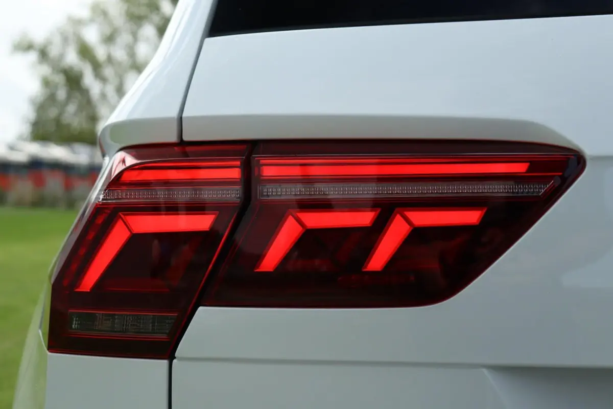 1.5 TSI / 2x R-Line / Virtual Cockpit / 150PK / Camera / Matrix LED / Keyless / 20"!