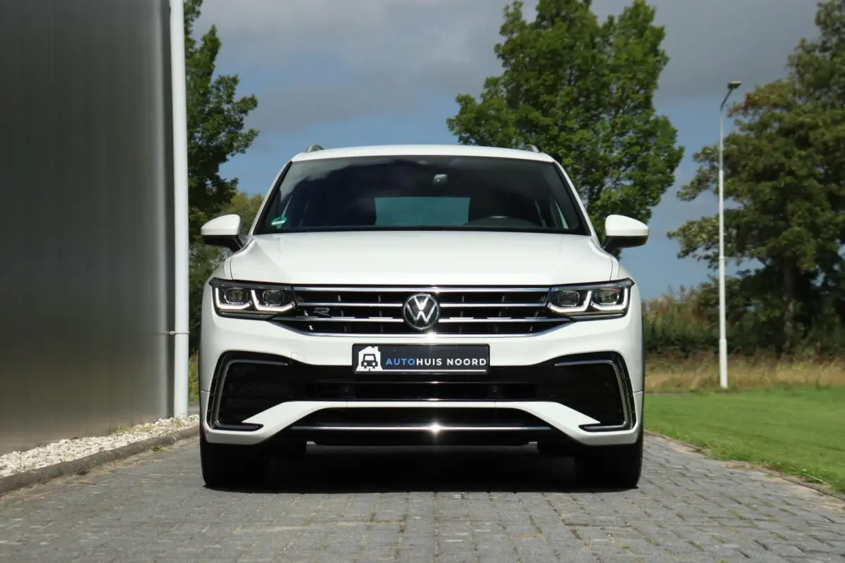 1.5 TSI / 2x R-Line / Virtual Cockpit / 150PK / Camera / Matrix LED / Keyless / 20"!