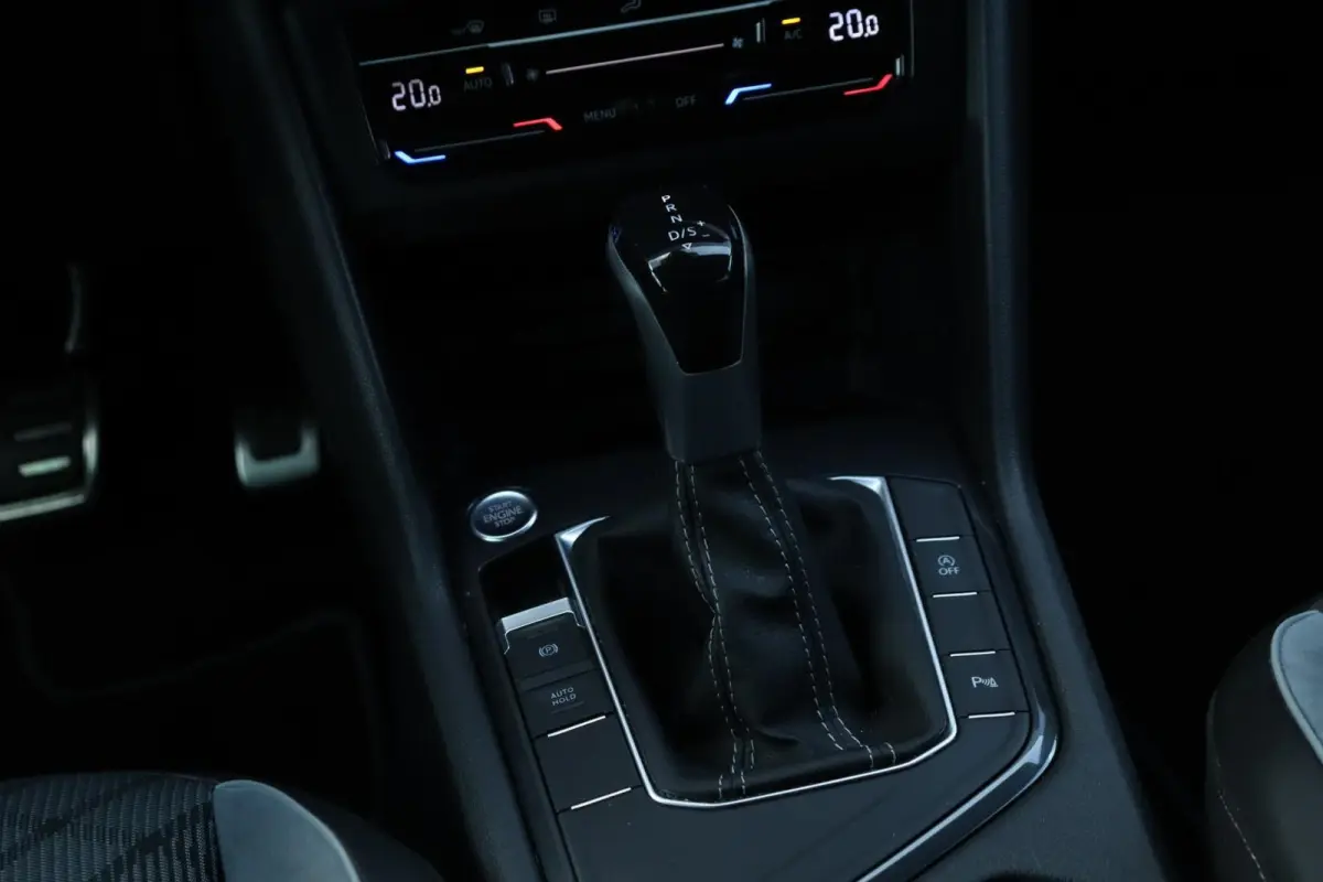 1.5 TSI / 2x R-Line / Virtual Cockpit / 150PK / Camera / Matrix LED / Keyless / 20"!